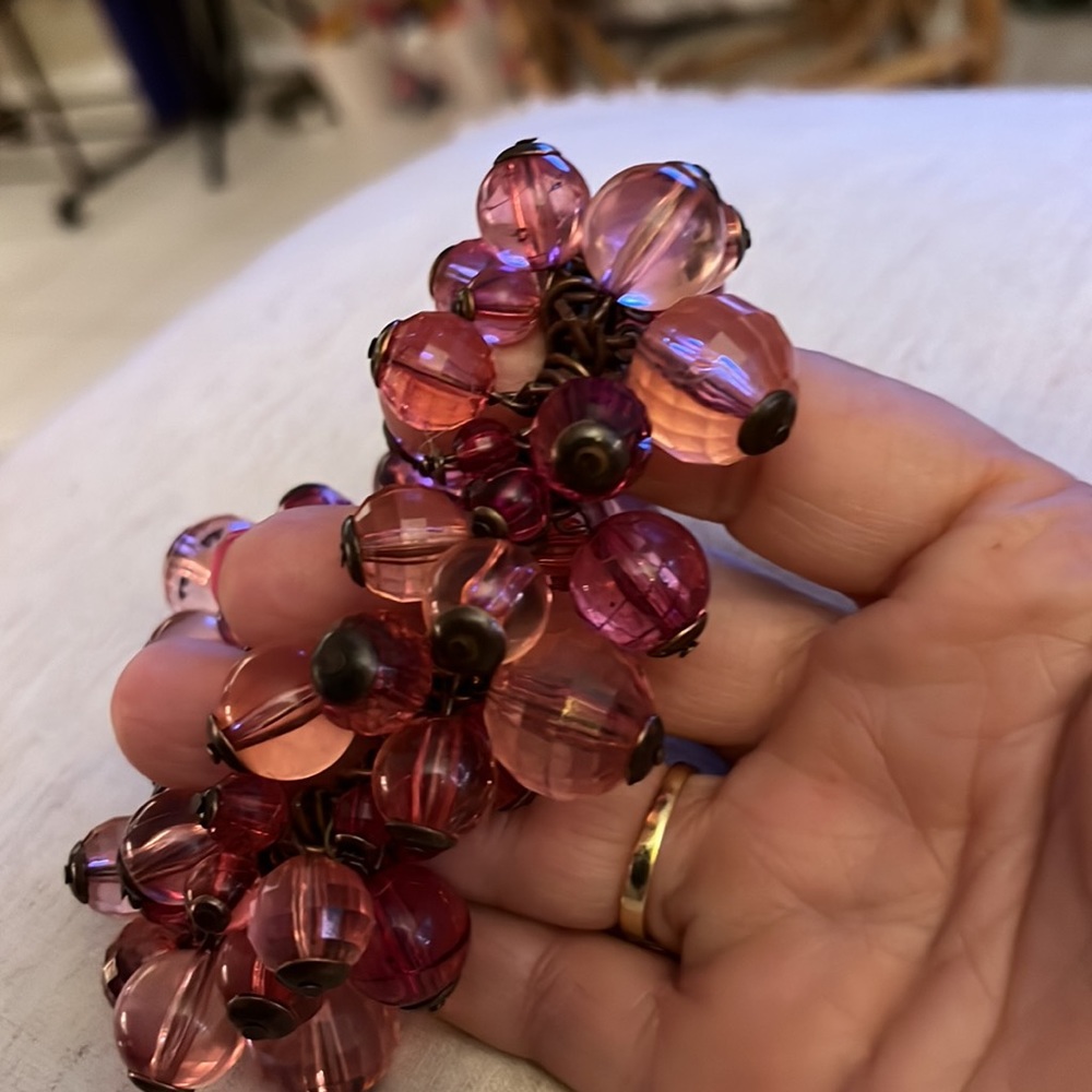 Pink Beaded stretch bracelet - Picture 3 of 4